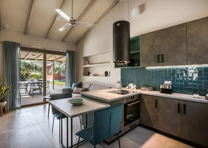 Laoura Βίλα Σβορωνάτα