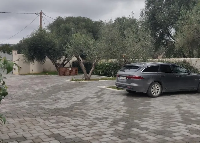 Laoura * Σβορωνάτα